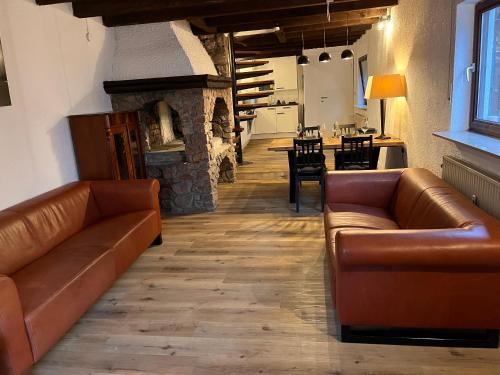 Sleeps 5