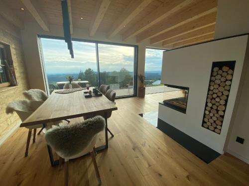 餐飲選擇, BergChaletWeitblick in 格萊內特