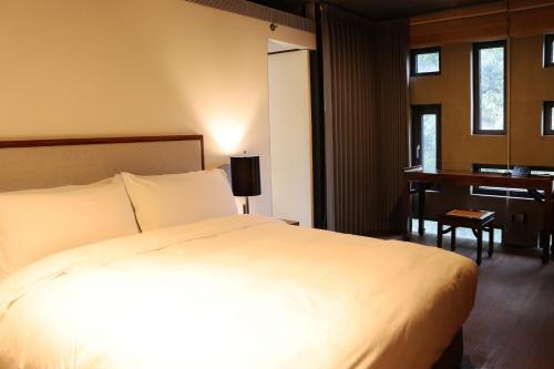Superior Five-Bedroom Villa room in The Sifang Hotel Nanjing Autograph Collection