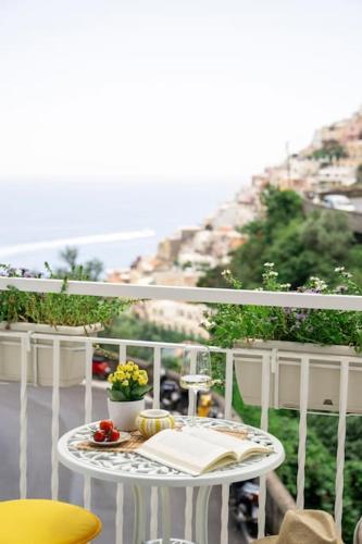  House on the rock in Positano