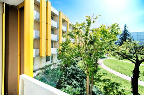 สวน, ฮอลิเดย์ อินน์ มึนเช่น ซูด บาย IHG (Holiday Inn München Süd By IHG) in มิวนิค