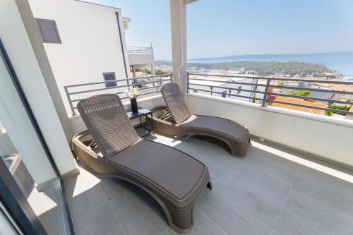 Apartment Cosmopolitan , Sea View, and free garage parking