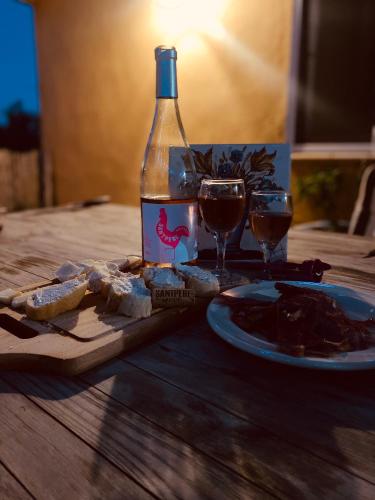 設施, Casa du voyage in 莫亨特