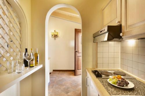 ISA-Residence wityh swimming-pool near Porto Cervo and only 350 meters from the beach in Порто Черво