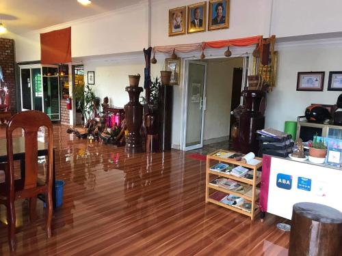 Manel Guesthouse and Restaurant in Sen Monorom