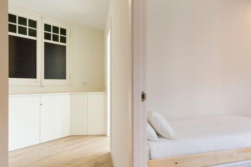 Modern and bright apartment well located in Gracia, Barcelona (foto 7)