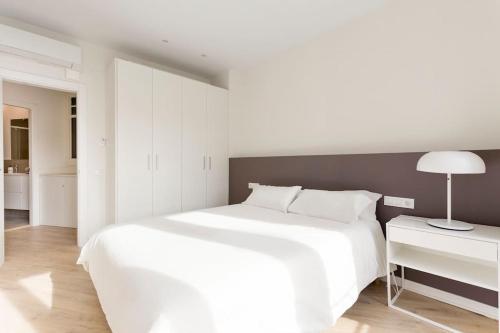 Modern and bright apartment well located in Gracia, Barcelona (foto 5)