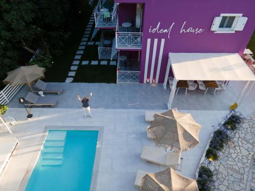 Ideal House - image 10