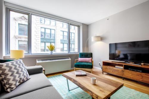Chelsea 1BR w Roof deck Gym Doorman NYC-122 in New York, USA