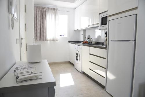 One-Bedroom Apartment image 10