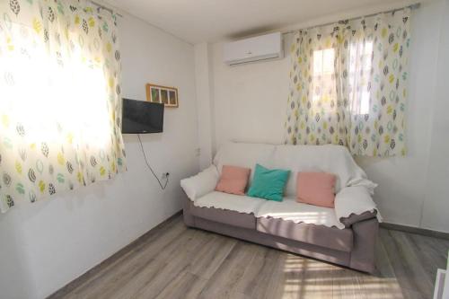 One-Bedroom Apartment image 8