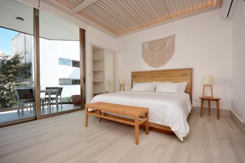 Incredible 2bdr suite with sea view rooftop