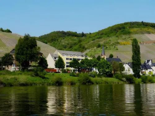 Vegan Hotel und Restaurants Nicolay 1881 in Zeltingen-Rachtig, Deutschland