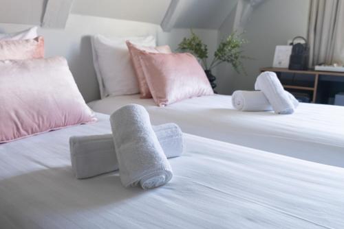 Multatuli Hotel - image 6