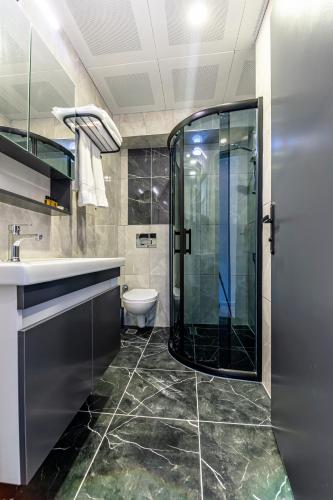 Basic Triple Room image 10