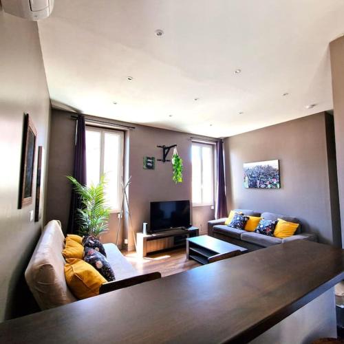 Le Central Parc - T2-Spacieux-Clim-Wifi, Marseille (photo 6)