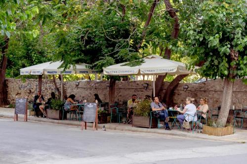 Central 2BR Apartment in the Heart of Athens