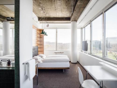 Hotel Daniel Vienna - Smart Lifestyle Near City Centre, Wiedeń