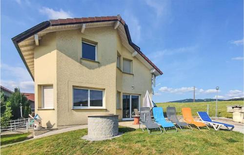 3 Bedroom Cozy Home In Ouhans - Location saisonnière - Ouhans