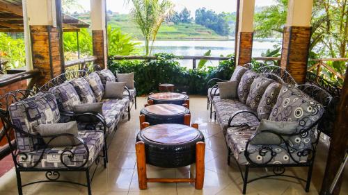 נוף, Bunyonyi Safaris Resort in Kabale