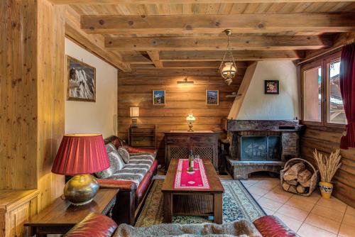 Chalet Blackbushe – Traditional Chalet - Alpes Travel – Sleeps 4-6 - Location, gîte - Les Houches