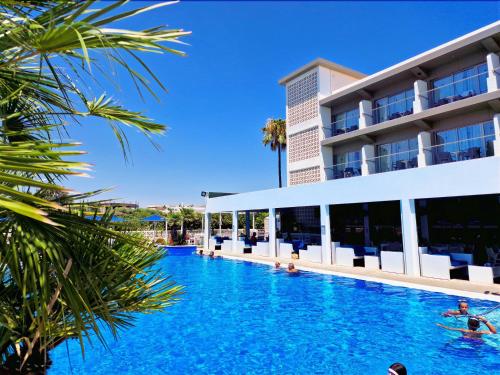 Sveltos Hotel - image 11