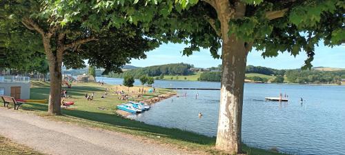 maison piscine privée proche de Rodez