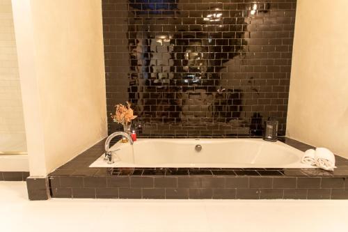 罗马 Cloe Suite - A due passi da Villa Borghese 3星级 单人房 泳池