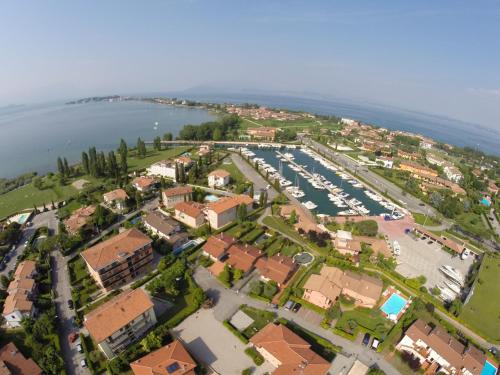 BellaSirmione Holiday Apartments