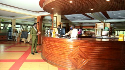 לובי, Bunyonyi Safaris Resort in Kabale