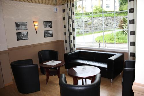 Паб/Коктейль-бар, Øren Hotel in Хьойангер