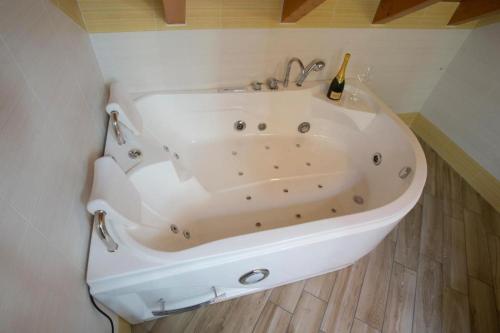 BHL SUITE Jacuzzi LEGNANO