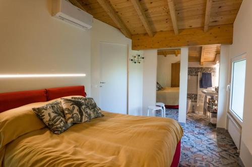 Villa Silvana - Apt Giulia & Michela with terrace & parking