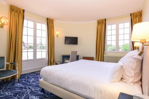 2 twin beds
