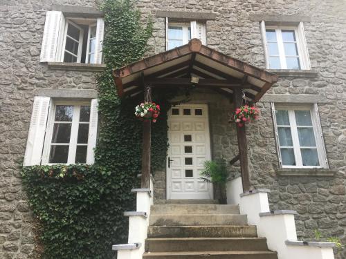Stylish House near Lake and Beach at St Estephe gîte à louer La Francherie