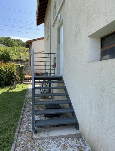 Appartement proche A43, proche gare de Bourgoin