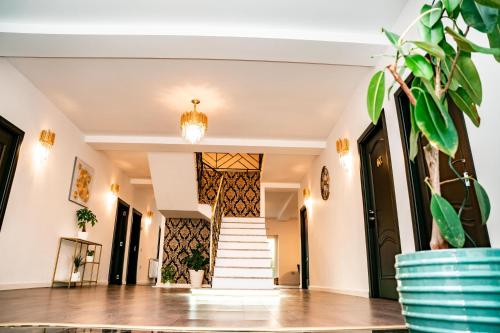 Dotări, Pensiunea 77 in Slobozia