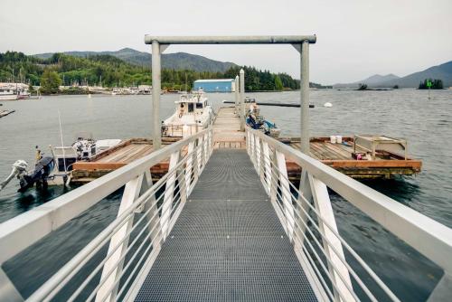 Ketchikan Apt - Walk to Refuge Cove Beach!