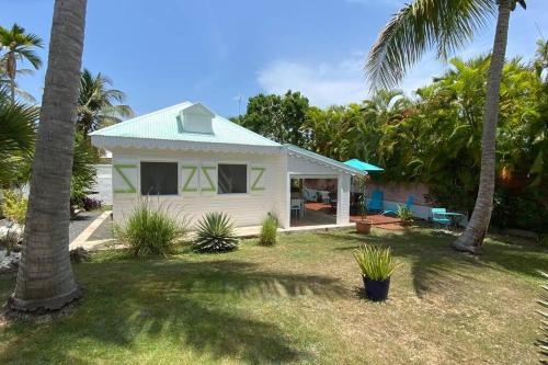 Bungalow avec un jacuzzi privatif - Location, gîte - Saint François