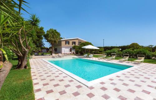  Al Giardino dell`Eden by BarbarHouse in San Cataldo