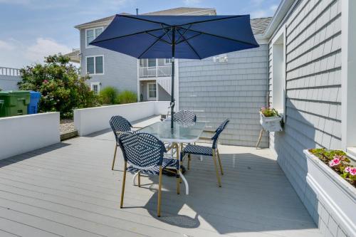 Cozy Westbrook Vacation Rental - Walk to Beach! in Westbrook 