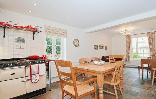Cocina, Kissing Gate Cottage in Chipping Campden