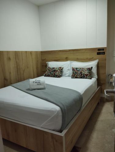 Standard Double Room image 2