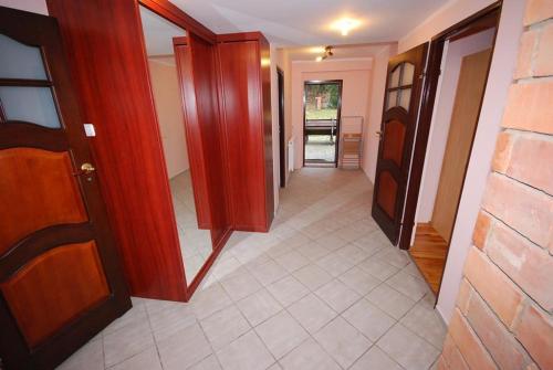 1 double bed, 3 twin beds