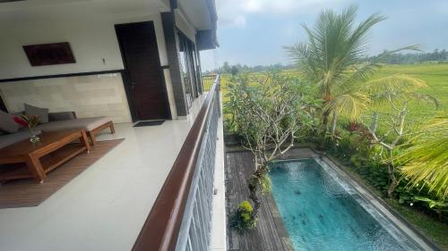 Bayad anyar - Ubud Bali