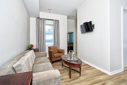 Hotel Griffon - image 12