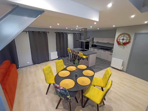 Le palais duplex in 歐坦