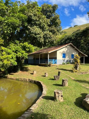 Casa de Campo com Lago Sítio Luar do Sertão