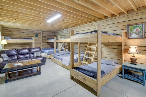 Pet-Friendly Huntsville Home ATV Authorized Route