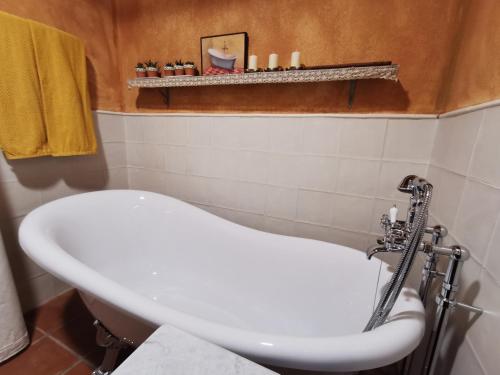 Iekārtas, Casita Pirón (Casita Piron) in Brieva